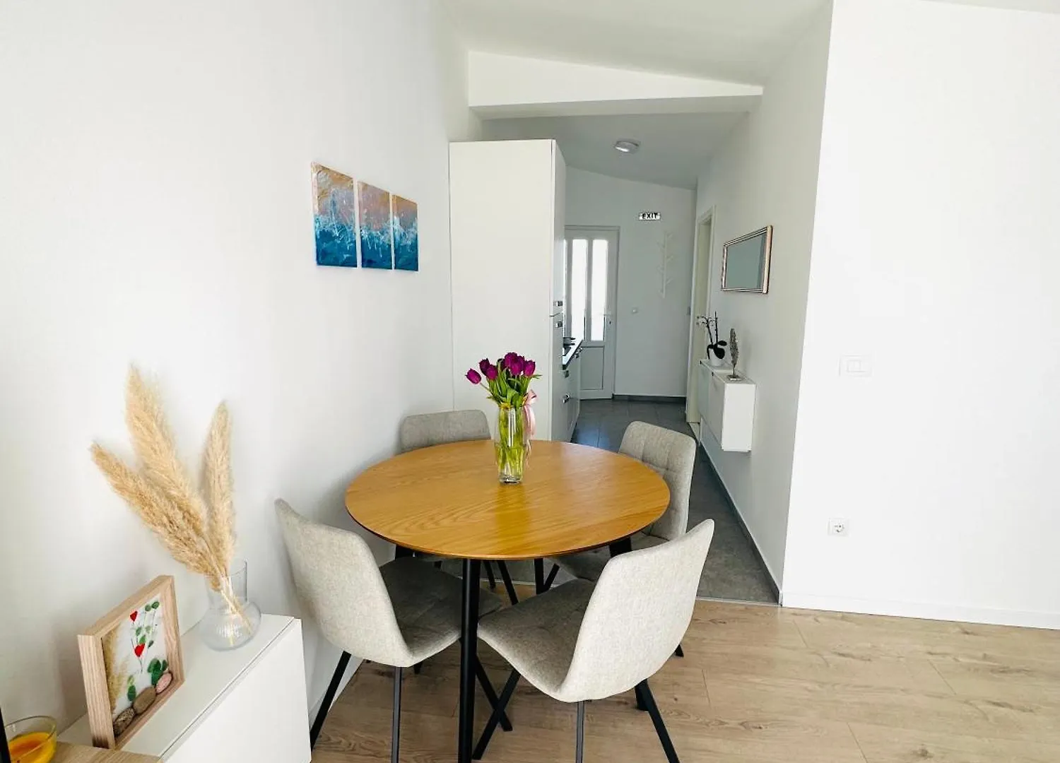 Apartman Rozi Traù 0*,